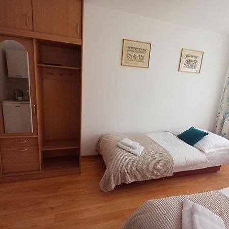 Pokoje Vesuvio I Apartament Dźwirzyno Exterior foto
